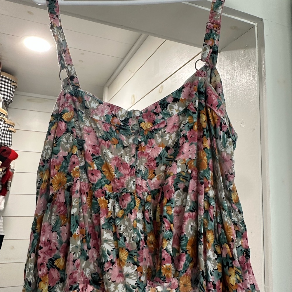 Floral Sleeveless Top